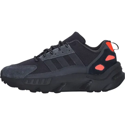 Boost Core Herren Low Sneaker Schwarz/Rot , Herren, Größe: 44 EU - Adidas - Modalova