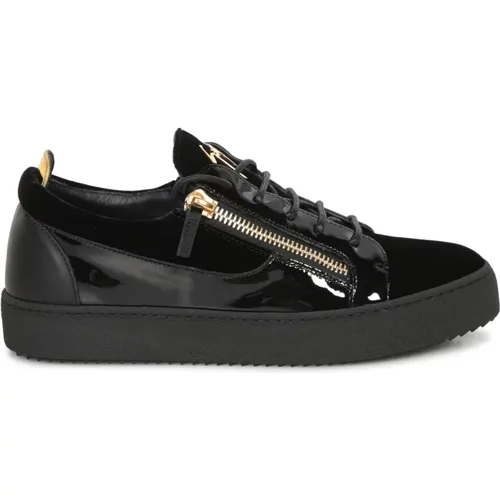 Sneakers, male, , Size: 8 US Sneakers Elevate Style Comfortably - giuseppe zanotti - Modalova