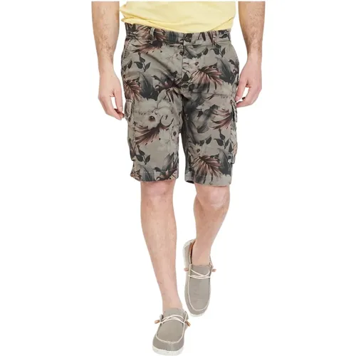 Stylish Bermuda Shorts , male, Sizes: M - Mason's - Modalova
