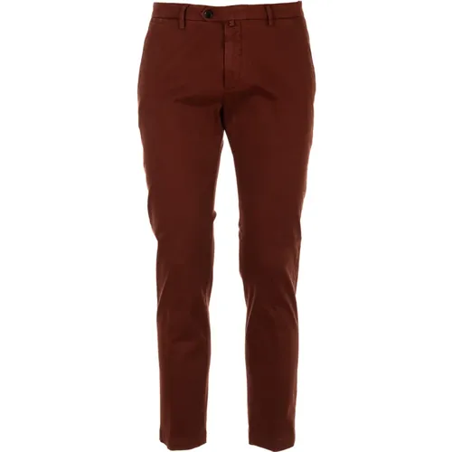 Chinos, male, , Size: L Bordeaux Trousers - Briglia - Modalova