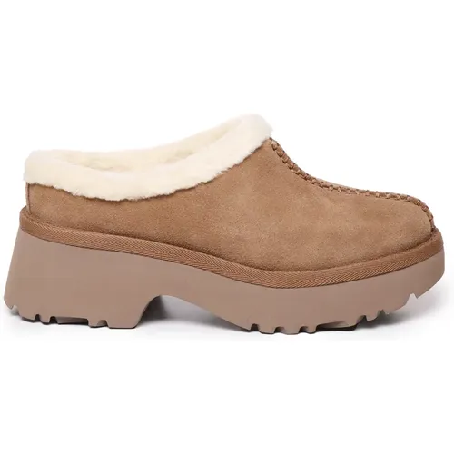 Suede Clogs Sandals Chestnut Sheepskin , female, Sizes: 3 UK, 4 UK, 6 UK, 5 UK, 8 UK, 7 UK - Ugg - Modalova