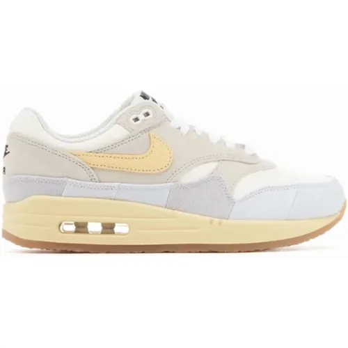 Sneakers, female, , Size: 5 US Retro Air Max 1 Sneakers - Nike - Modalova