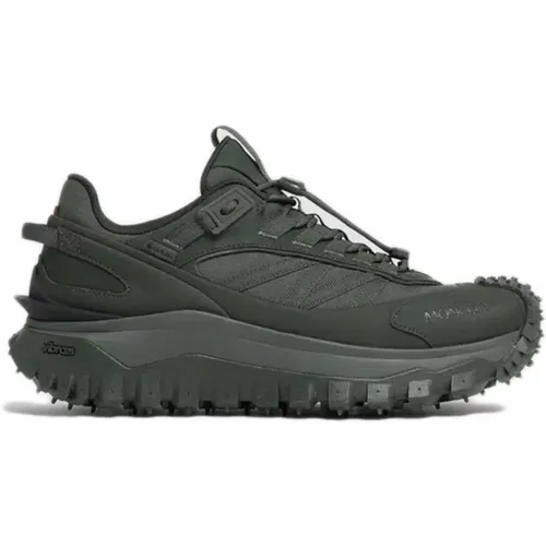 Sneakers with Waterproof Nylon Upper , male, Sizes: 9 UK, 10 UK - Moncler - Modalova