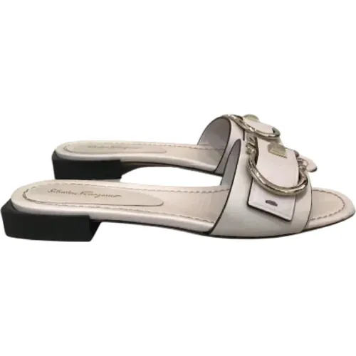 Pre-owned Flats, female, , Size: 7 1/2 US Pre-owned Leather sandals - Salvatore Ferragamo Pre-owned - Modalova