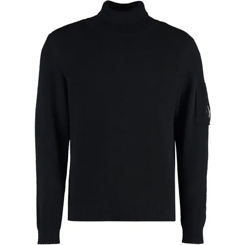 Turtlenecks, male, , Size: M Ribbed Turtleneck Sweater with Lens Detail - C.P. Company - Modalova