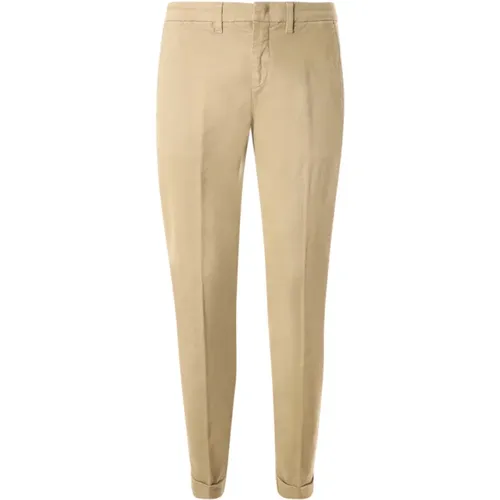 Chinos, male, , Size: W34 Slim Fit Camel Trousers - Fay - Modalova