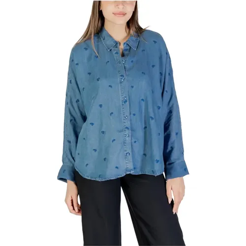 Shirts, female, , Size: L Classic Long Sleeve Button-Up Shirt - Only - Modalova