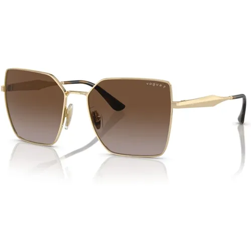 Chic Sunglasses in Pale Gold/ Shaded , female, Sizes: 56 MM - Vogue - Modalova