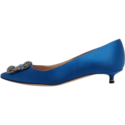 Pre-owned Pumps, female, , Size: 7 US Pre-owned Satin heels - Manolo Blahnik Pre-owned - Modalova