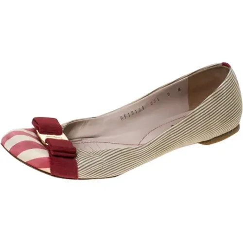 Pre-owned Flats, female, , Size: 8 1/2 US Pre-owned Fabric flats - Salvatore Ferragamo Pre-owned - Modalova