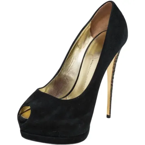 Pre-owned Pumps, female, , Size: 6 US Pre-owned Suede heels - Giuseppe Zanotti Pre-owned - Modalova