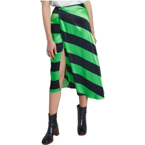Stripe Asymmetric Flared Hem Skirt , female, Sizes: XS, S - Samsøe Samsøe - Modalova