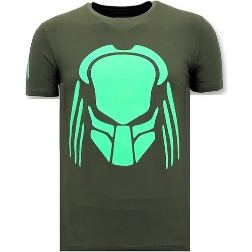T-shirt Men with Print - Print Predator Neon , male, Sizes: 2XL, M, S, XL, L - Local Fanatic - Modalova