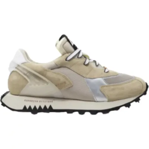 Sneakers, male, , Size: 9 US Sporty/Chic Sneakers with Light Brown Suede and Silver Leather - RUN OF - Modalova