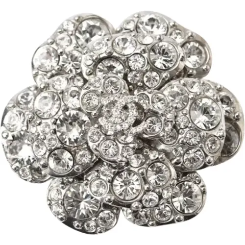 Pre-owned Metal brooches , female, Sizes: ONE SIZE - Chanel Vintage - Modalova