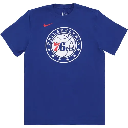 NBA Essential Logo Tee Phi7er , Herren, Größe: S - Nike - Modalova