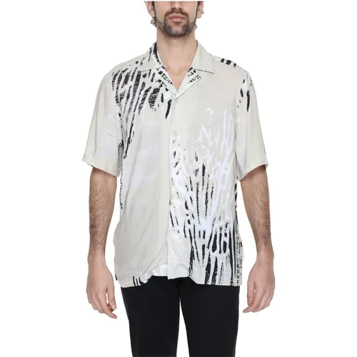 Short Sleeve Mens Shirt Spring/Summer Collection , male, Sizes: L, M, XL, S, 2XL - Boss - Modalova