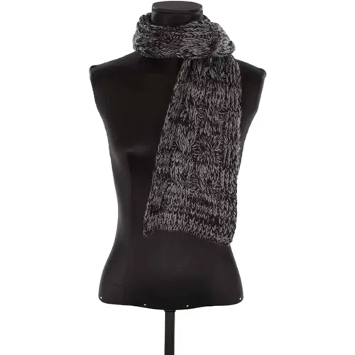 Pre-owned Scarves, female, , Size: ONE SIZE Pre-owned Wool scarves - Miu Miu Pre-owned - Modalova