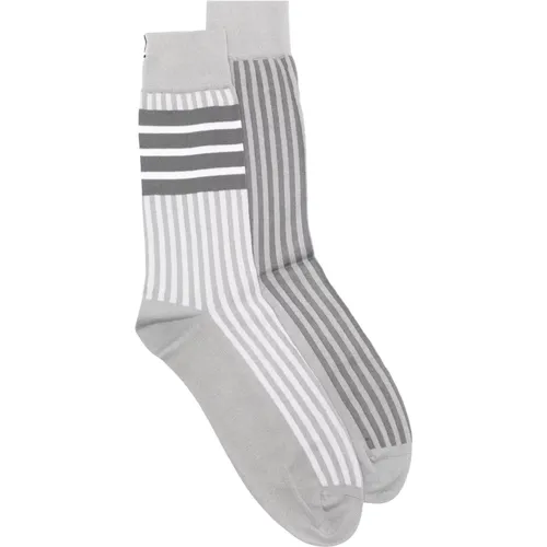 Stylische Socken für den Alltag - Thom Browne - Modalova