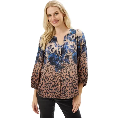 Blue Shirt with ¾ Sleeves and V-Neck , female, Sizes: XL, M, 2XL, S, L - IN Front - Modalova