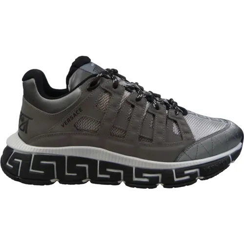 Silver Sneakers for a Stylish Look , male, Sizes: 8 UK, 9 UK, 6 1/2 UK, 7 1/2 UK, 6 UK, 7 UK - Versace - Modalova