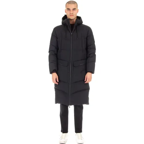 Quilted Long Down Coat in , male, Sizes: S - Herno - Modalova