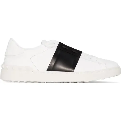 Sneakers with Rockstud Detailing , male, Sizes: 9 UK, 10 UK, 6 UK, 8 UK, 7 UK, 8 1/2 UK, 11 UK, 9 1/2 UK, 7 1/2 UK - Valentino Garavani - Modalova