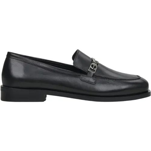 Damen Schwarze Leder Penny Loafers mit einer Silberkette Er00114527 , Damen, Größe: 36 EU - Estro - Modalova