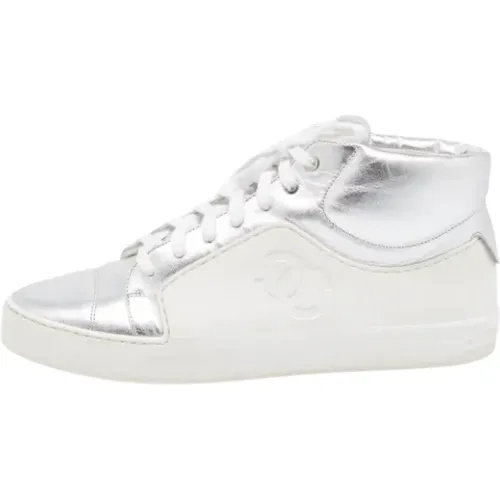 Pre-owned Leather sneakers , female, Sizes: 6 1/2 UK - Chanel Vintage - Modalova