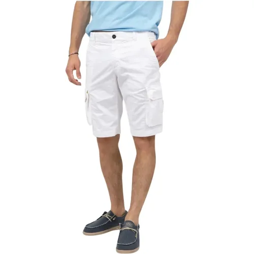 Casual Shorts, male, , Size: 2XL Stylish Bermuda Shorts - Mason's - Modalova