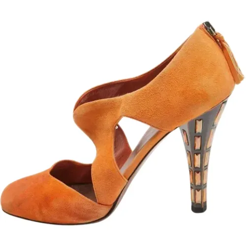 Pre-owned Suede heels , female, Sizes: 7 UK - Miu Miu Pre-owned - Modalova