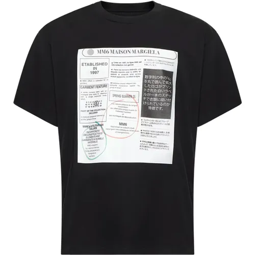 T-Shirts, male, , Size: M Newspaper Print T-shirt - MM6 Maison Margiela - Modalova