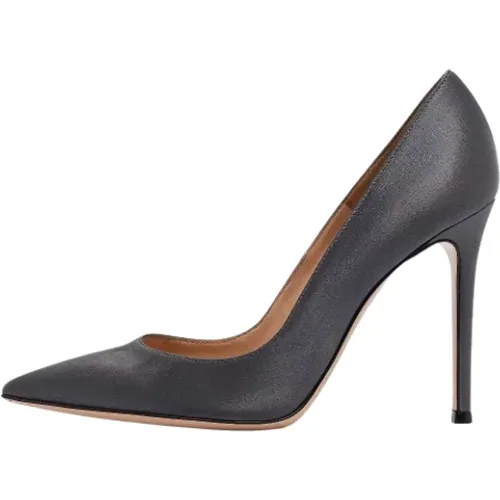 Pre-owned Pumps, female, , Size: 8 1/2 US Pre-owned Satin heels - Gianvito Rossi Pre-owned - Modalova