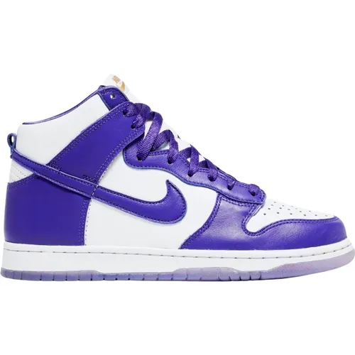 Limited Edition Dunk High SP Varsity Purple , female, Sizes: 3 1/2 UK, 10 1/2 UK, 8 1/2 UK, 7 UK, 8 UK, 5 UK, 6 1/2 UK, 6 UK, 4 1/2 UK, 2 UK, 4 UK, 2 - Nike - Modalova