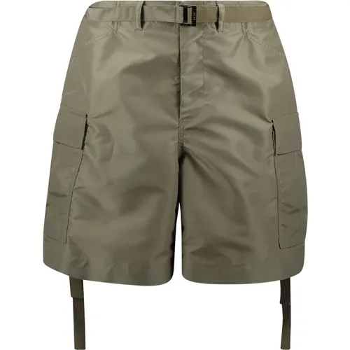 Casual Shorts, male, , Size: M Beige Nylon Shorts Spring-Summer 2025 - Sacai - Modalova