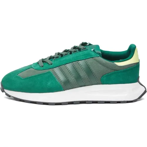 Retro E5 Grün Pulse Gelb Sneakers , Herren, Größe: 46 EU - Adidas - Modalova