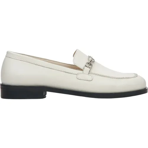 Damen Creme Leder Loafers mit einer Silberkette Er00114675 , Damen, Größe: 36 EU - Estro - Modalova