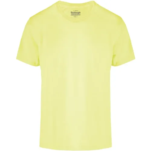 Crew-neck T-shirt with Breast Pocket , male, Sizes: L, S, XL, M, 2XL, 3XL - BomBoogie - Modalova