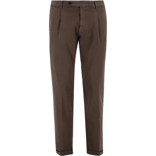Men's Clothing Trousers Moro Ss24 , male, Sizes: 4XL, 2XL, XL - Berwich - Modalova