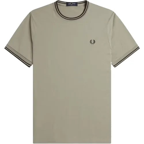 T-Shirts, male, , Size: L Twin Tipped Round Neck T-Shirt - Fred Perry - Modalova