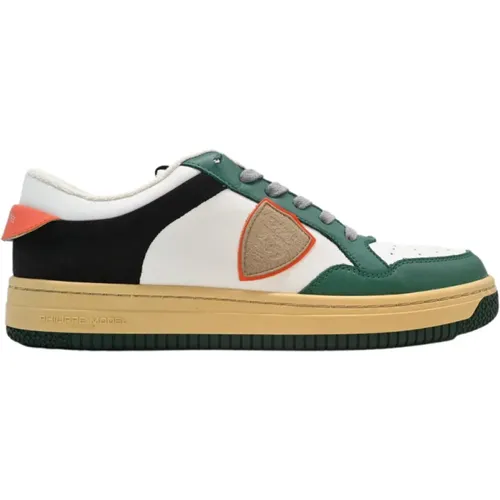 Sneakers, male, , Size: 12 US Lyon Low Sneakers in White Green Black - Philippe Model - Modalova