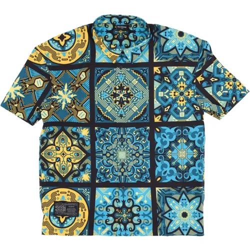 Blue Pattern Oversize Short Sleeve Shirt , male, Sizes: S - Dolly Noire - Modalova