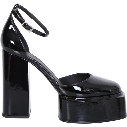 Amber pumps in patent leather from . Innovate and innovating is the focus of the brand, where each accessory is given passion and experience , female, - 3Juin - Modalova