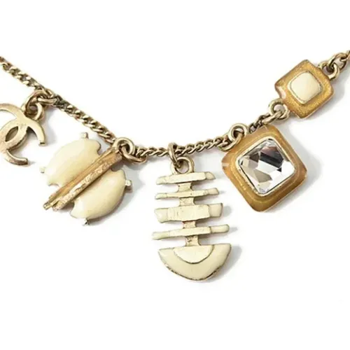 Pre-owned Gold Metal Chanel Necklace , female, Sizes: ONE SIZE - Chanel Vintage - Modalova
