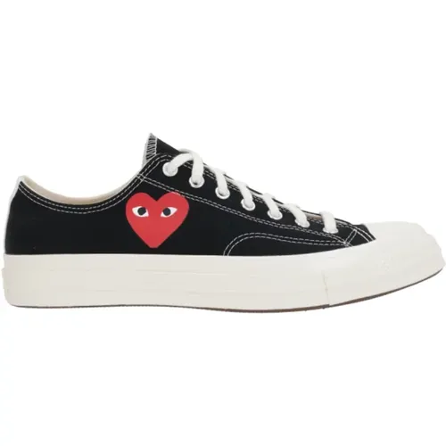 Sneakers, male, , Size: 9 US Heart Low-Top Canvas Sneakers - Comme des Garçons Play - Modalova