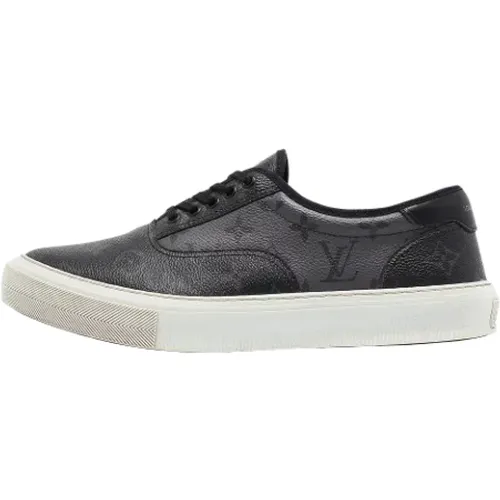 Pre-owned Sneakers, male, , Size: 9 1/2 US Pre-owned Canvas sneakers - Louis Vuitton Vintage - Modalova