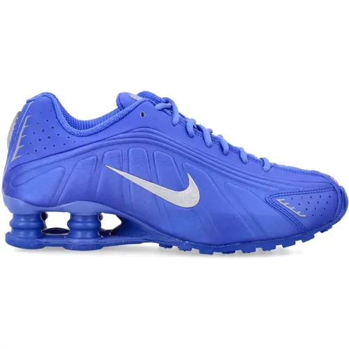 R4 Shox Sneakers , male, Sizes: 4 UK - Nike - Modalova