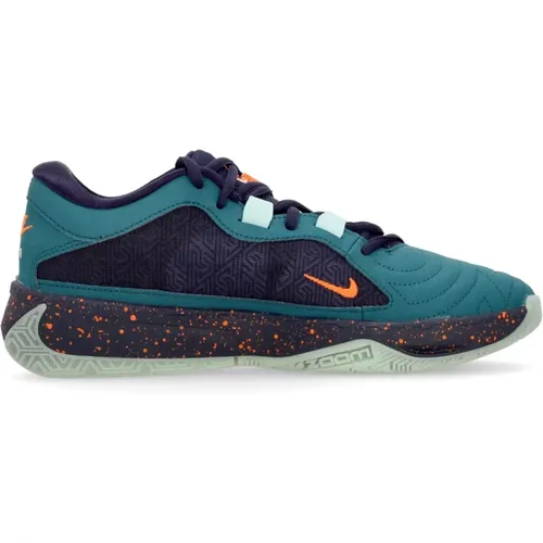 Zoom Freak 5 Basketball Shoe Geode Teal , male, Sizes: 8 1/2 UK, 12 UK, 6 UK, 10 UK, 10 1/2 UK, 9 UK, 8 UK, 11 UK, 13 UK, 7 UK, 4 1/2 UK, 5 UK - Nike - Modalova