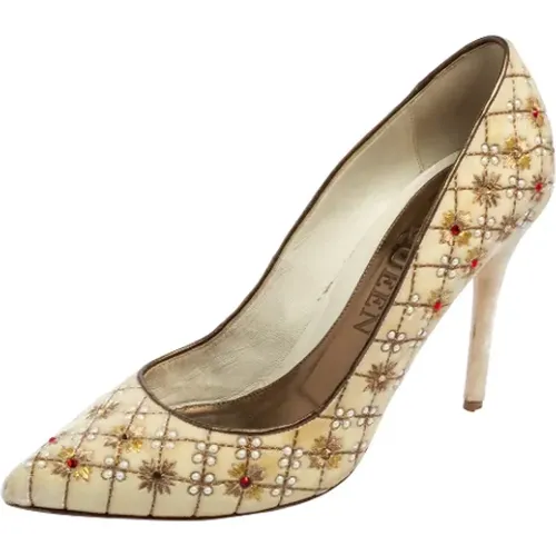 Pre-owned Velvet heels , female, Sizes: 7 UK - Alexander McQueen Pre-owned - Modalova