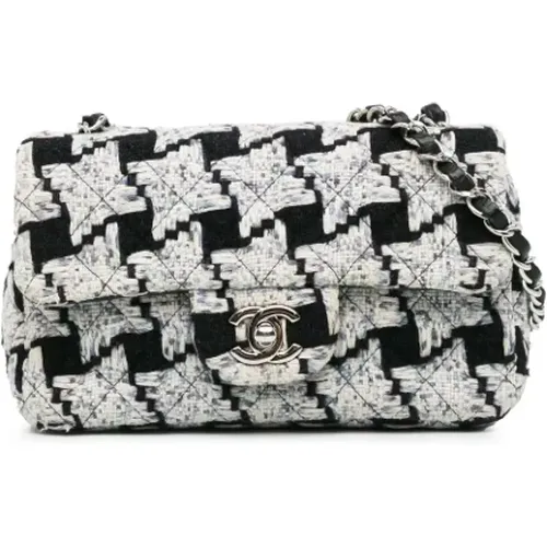 Pre-owned Cross Body Bags, female, , Size: ONE SIZE Pre-owned Fabric crossbody-bags - Chanel Vintage - Modalova